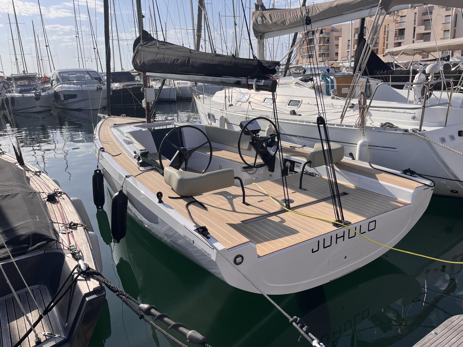 Custom Saffier SE 28 Léopard