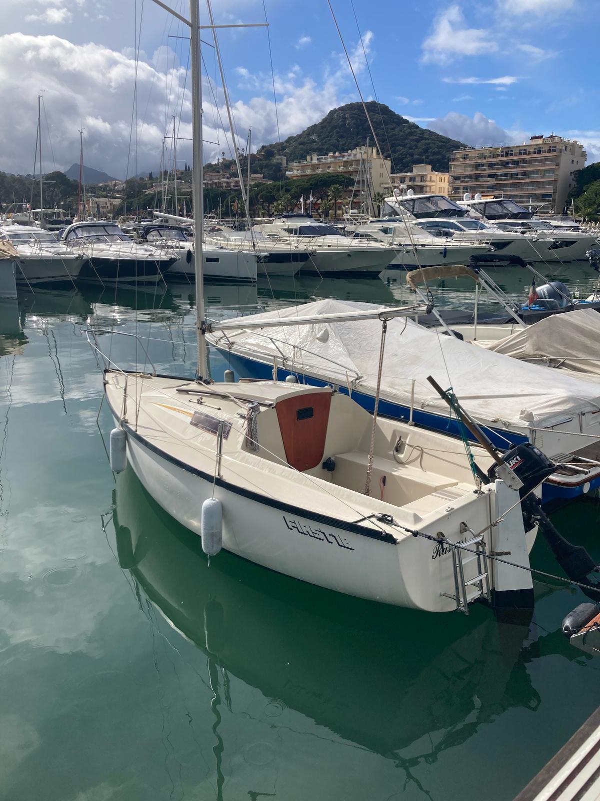 Beneteau First 18